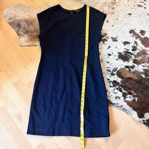 THEORY Onine Oxford Knit Day Dress‎ in Navy size 10 - Picture 8 of 10